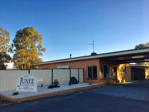 Junee Motor Inn - Hotel NSW 12