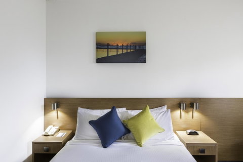Metro Hotel Miranda - Hotel NSW 2