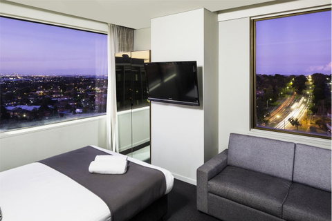 Metro Hotel Miranda - Hotel NSW 4