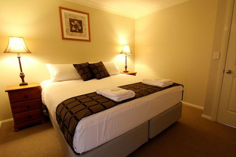 Colonial Court Villas - Hotel NSW 24