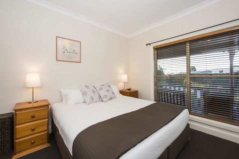 Colonial Court Villas - Hotel NSW 11