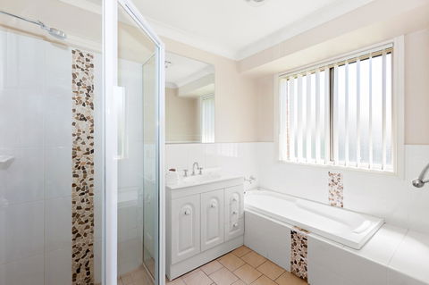 Colonial Court Villas - Hotel NSW 18