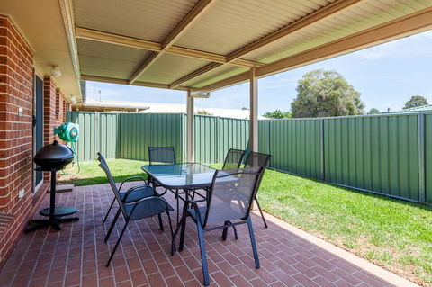 Colonial Court Villas - Hotel NSW 0