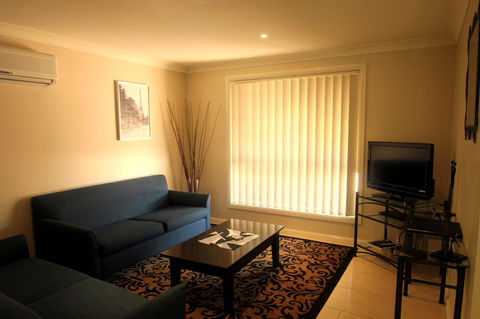 Colonial Court Villas - Hotel NSW 31