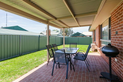 Colonial Court Villas - Hotel NSW 32