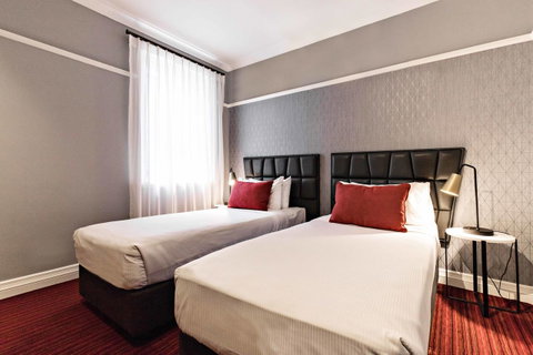 No 9 Springfield - Hotel NSW 20