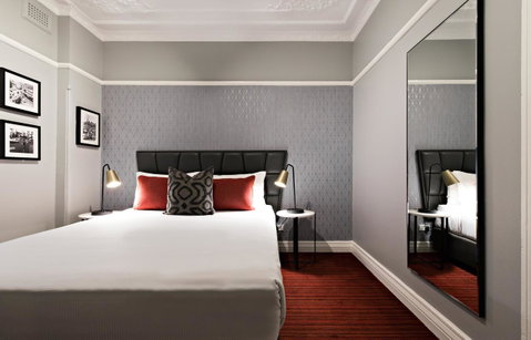 No 9 Springfield - Hotel NSW 22