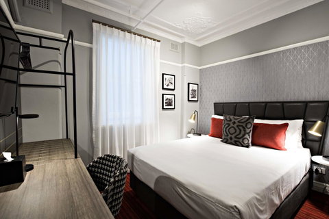 No 9 Springfield - Hotel NSW 24