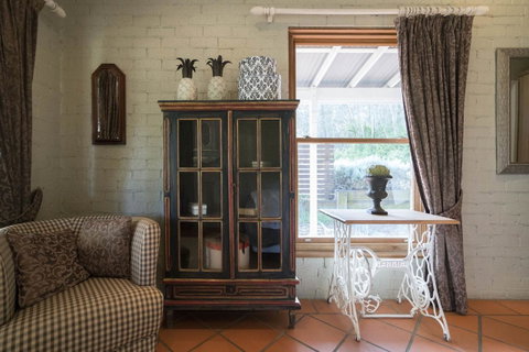Thistle Hill Guesthouse - Walk To Many Wineries And Restaurants - Hotel NSW 24