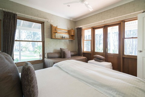 Thistle Hill Guesthouse - Walk To Many Wineries And Restaurants - Hotel NSW 37