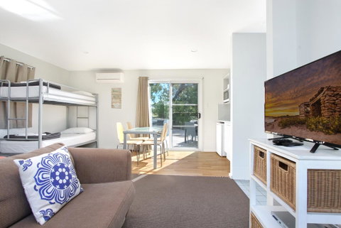 Huskisson Holiday Motel Cabins - Hotel NSW 1