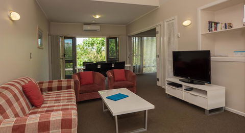 Hastings Cove Holiday Apartments - Hotel NSW 3