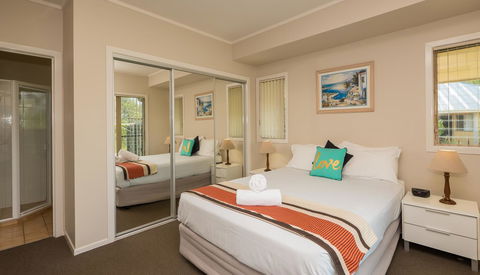 Hastings Cove Holiday Apartments - Hotel NSW 4