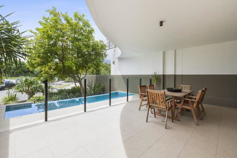 Cotton Beach 8 Escape With Private Plunge Pool - Hotel NSW 4