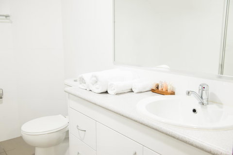 Copacabana Shores - Hotel NSW 10