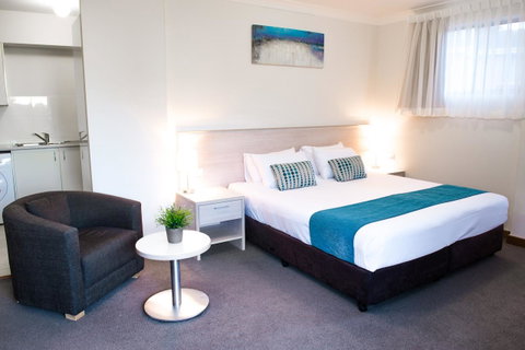 Copacabana Shores - Hotel NSW 9