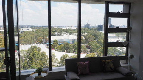Skygarden Olympic Park View 2 Bedroom Apartment - Hotel NSW 23