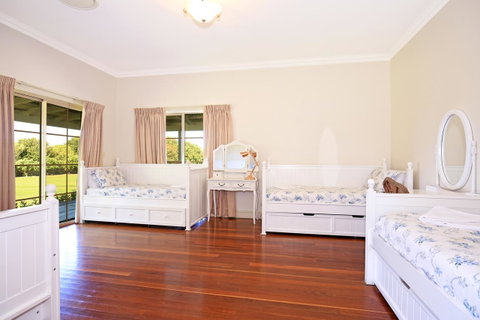 Terara Riverside Retreat - Hotel NSW 10