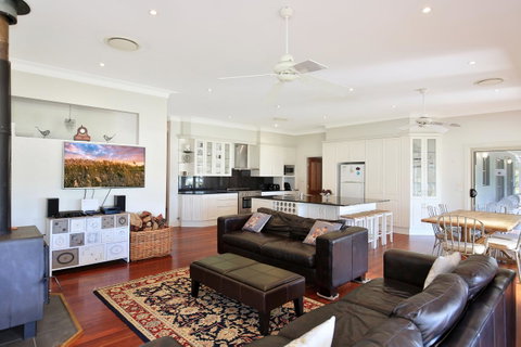 Terara Riverside Retreat - Hotel NSW 6