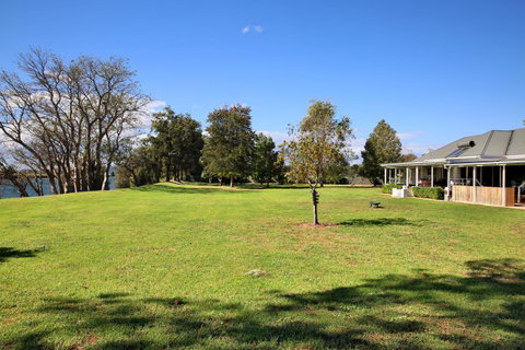 Terara Riverside Retreat - Hotel NSW 36