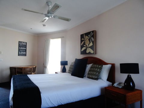 Sapphire Waters Motor Inn - Hotel NSW 27