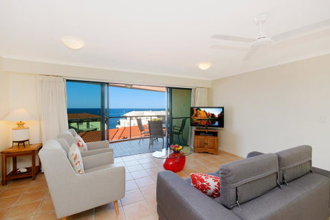 The Cove Yamba - Hotel NSW 4