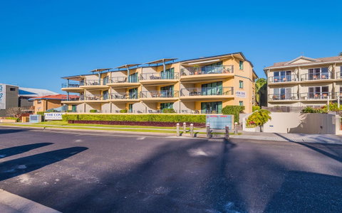 The Cove Yamba - Hotel NSW 14
