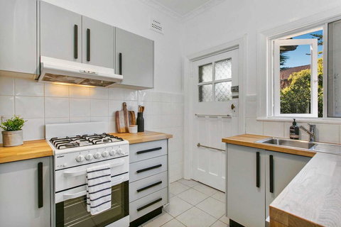 Seaspray - Manly Beach Apartment Close To The Sand - Hotel NSW 4