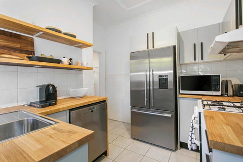Seaspray - Manly Beach Apartment Close To The Sand - Hotel NSW 7