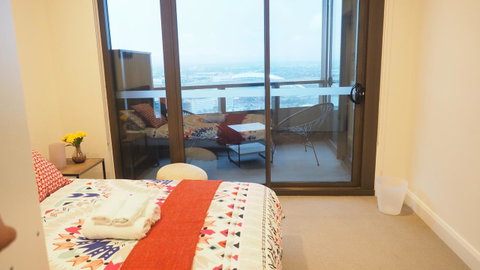 SkyGarden Sydney Olympic Park 3 & 4 Bedroom City View - Hotel NSW 24