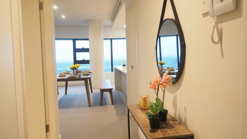 SkyGarden Sydney Olympic Park 3 & 4 Bedroom City View - Hotel NSW 2