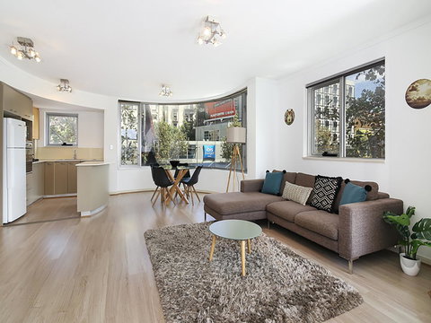 Lower Bridge And Sails - Executive 2BR Darlinghurst Apartment With Balcony And Rooftop Views - Hotel NSW 0