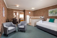 Book Corowa Accommodation Vacations Hotel NSW Hotel NSW