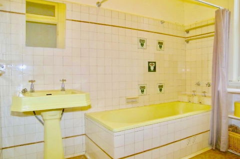 Dangal Gardens - Hotel NSW 16