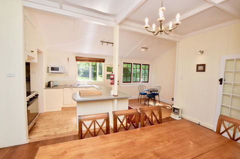 Dangal Gardens - Hotel NSW 13