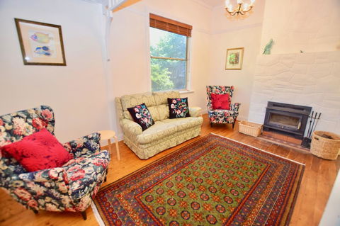 Dangal Gardens - Hotel NSW 9