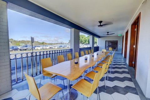 Lakes And Ocean Hotel Forster - Hotel NSW 7