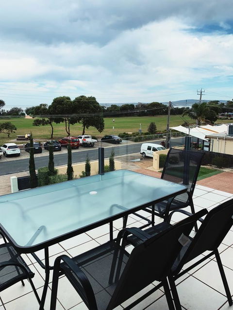 Seachange 3 - Hotel NSW 7