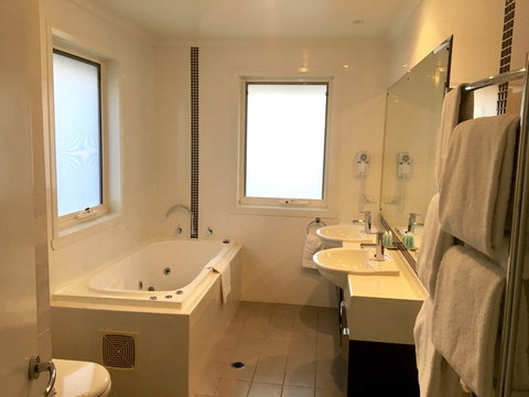 Encore Apartments - Hotel NSW 3