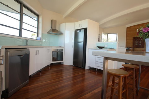 Valla's Beach House - Hotel NSW 8
