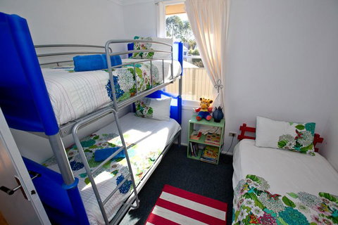 Bush & Bay Cottage - Hotel NSW 21
