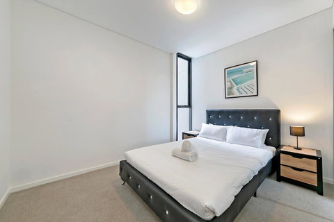 Stylish And Neat Two Bed Apartment In Wentworth Point - Hotel NSW 6