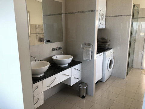 OceanScape Luxury Beachfront Villas - Hotel NSW 4