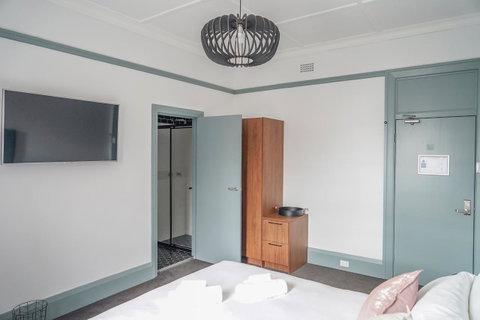 Oasis On Beamish Hotel - Hotel NSW 20