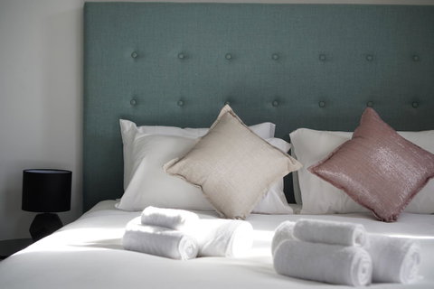 Oasis On Beamish Hotel - Hotel NSW 2