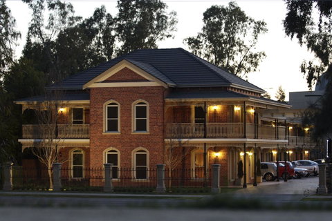 Carlyle Suites & Apartments - Hotel NSW 0