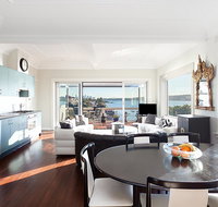 Art Deco Apartment With Breathtaking Water Views - Hotel NSW