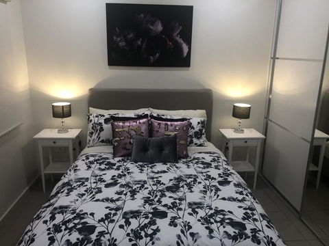 Darwin-Ocean Views, Tropical Getaway, Pool & Aircon - Hotel NSW 2