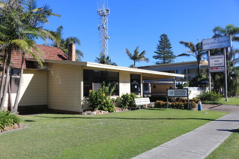 Golden Sands Motor Inn - Hotel NSW 10