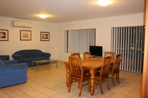 Golden Sands Motor Inn - Hotel NSW 13